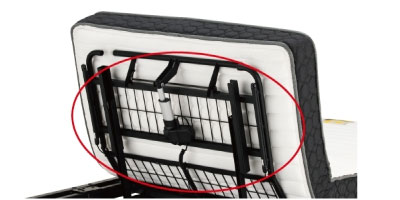 万が一の挟み込みを防止する「停止式安全装置」